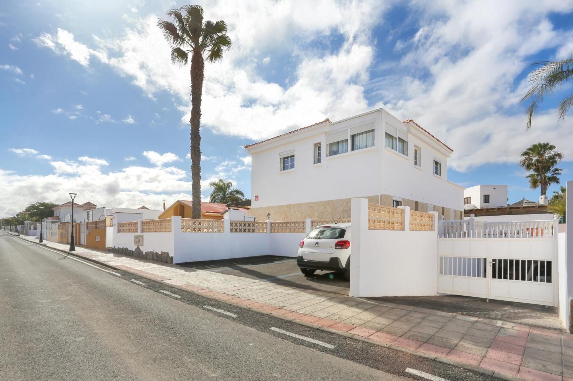 Residencia Lena Corralejo Exterior foto
