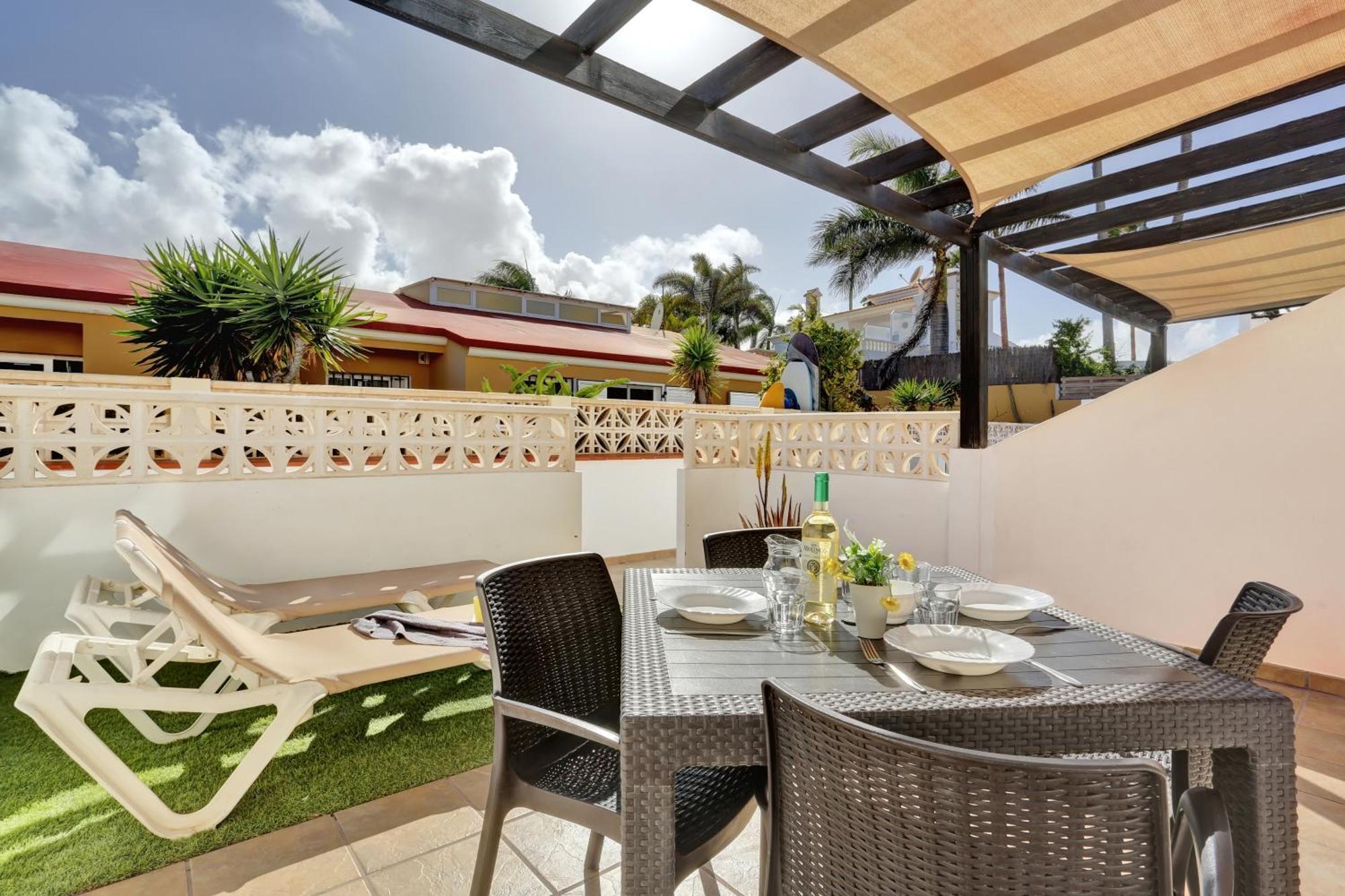 Residencia Lena Corralejo Exterior foto