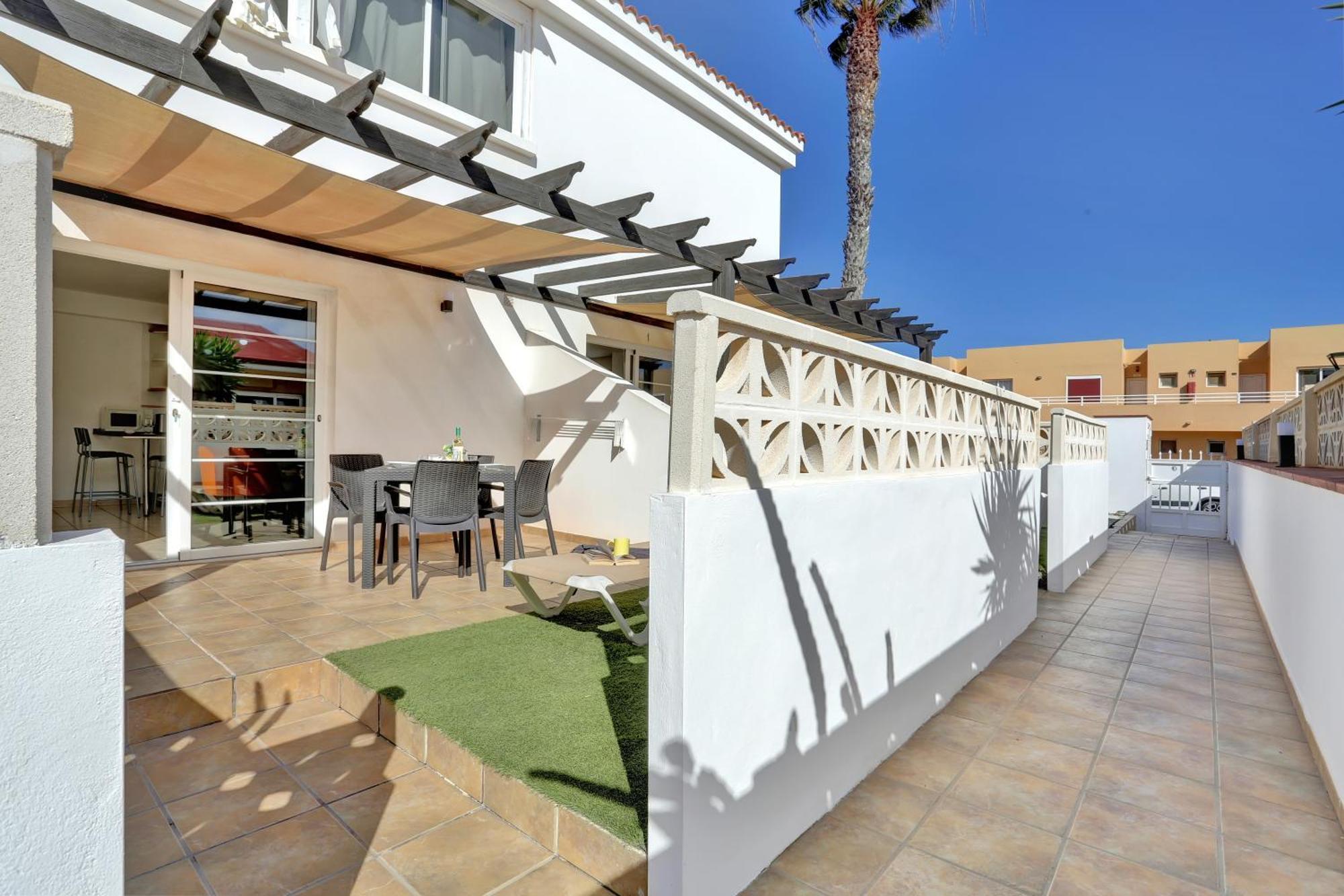 Residencia Lena Corralejo Exterior foto